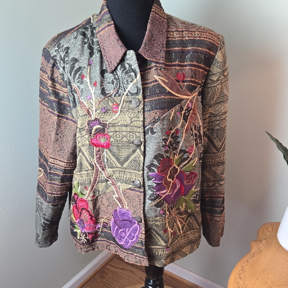 Artsy Patchwork Tapestry Floral Embroidered Jacket